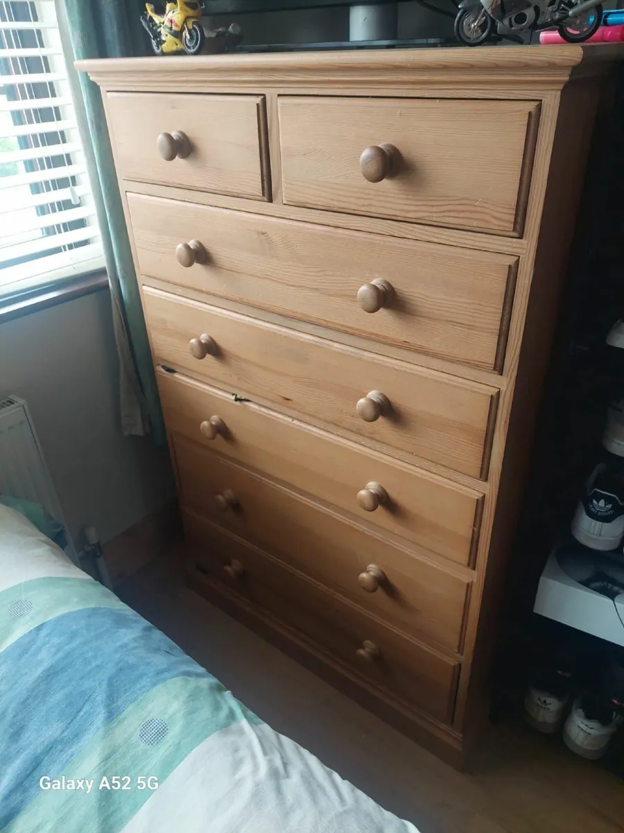 Chest of drawers  with sepetate mirror - Image 3
