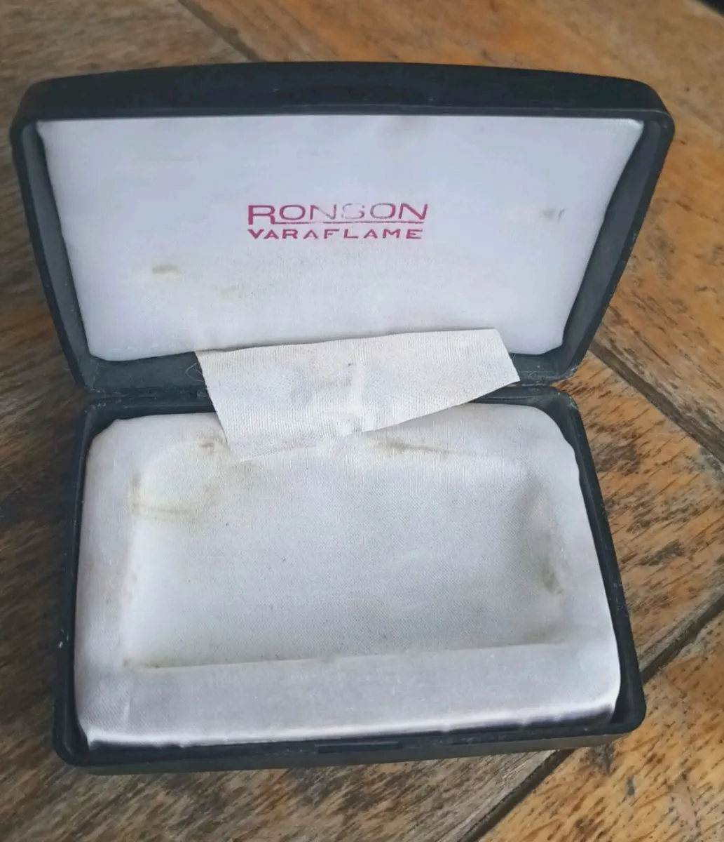 Ronson Varaflame lighter, restoration, D18 post 6e - Image 3