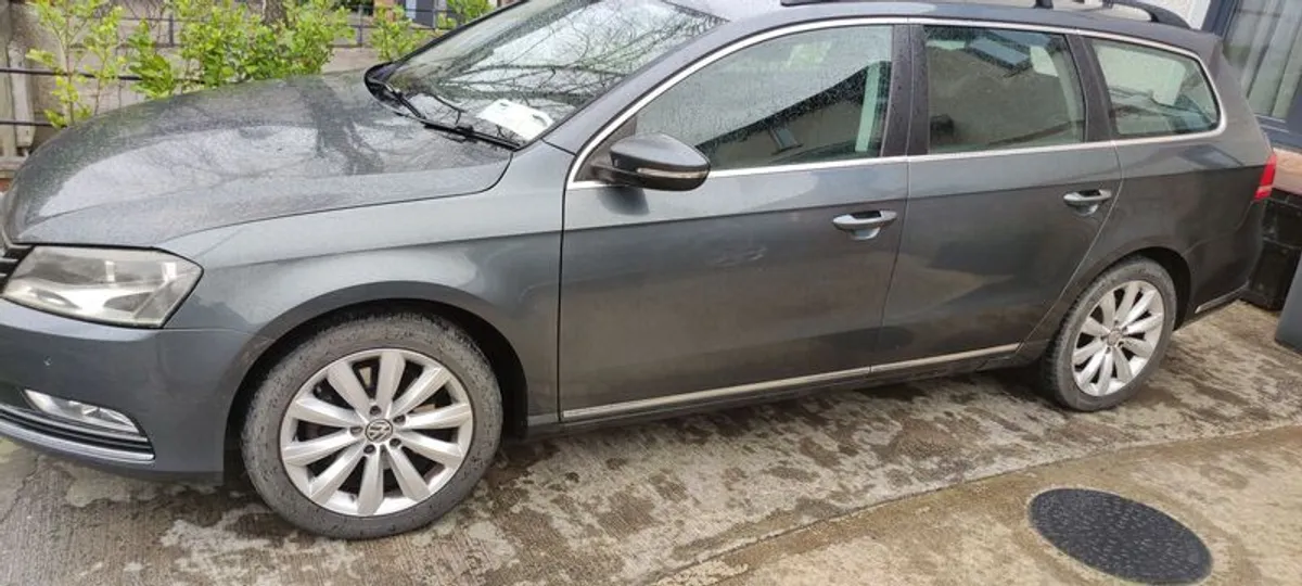 2013 Volkswagen Passat 2.0 estate - Image 1