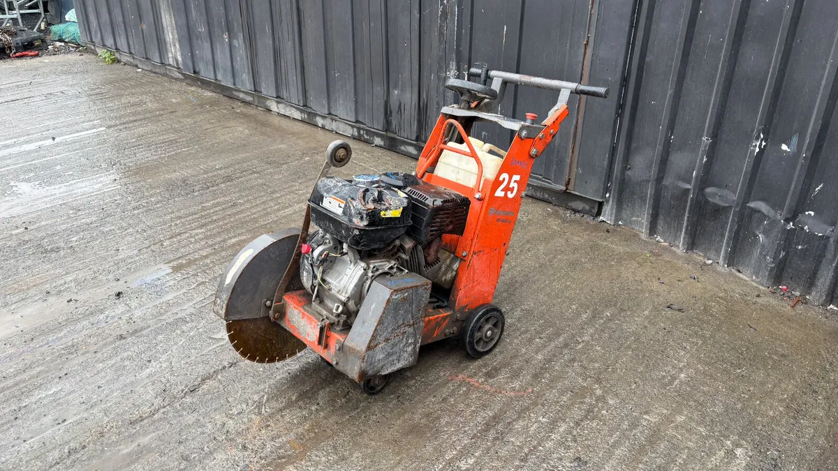 Husqvarna FS400 LV Road Saw - Image 3