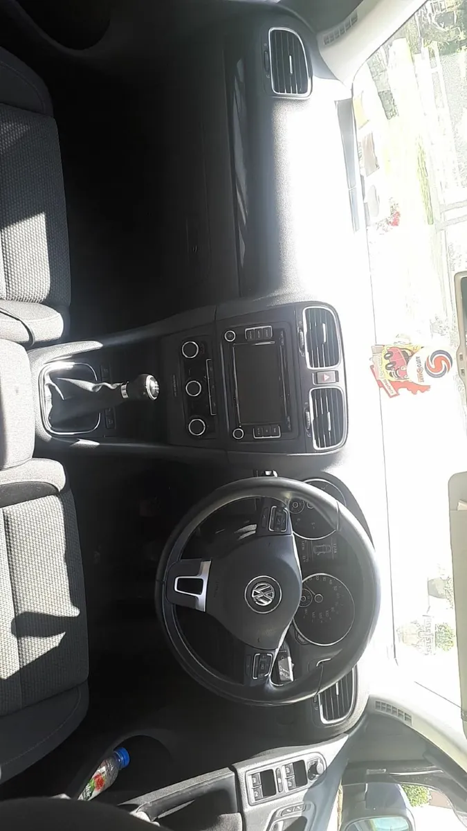 Volkswagen Golf 2011 - Image 4