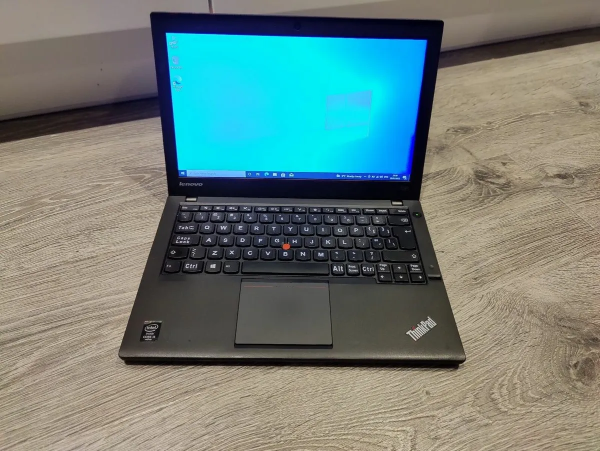 Lenovo ThinkPad X240 Laptop | INTEL i5 | 8GB | 256 - Image 4