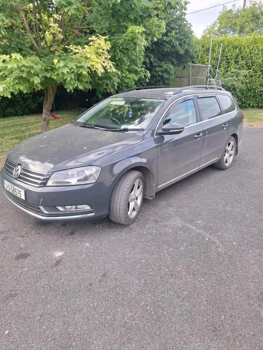 VW PASSAT - Image 1