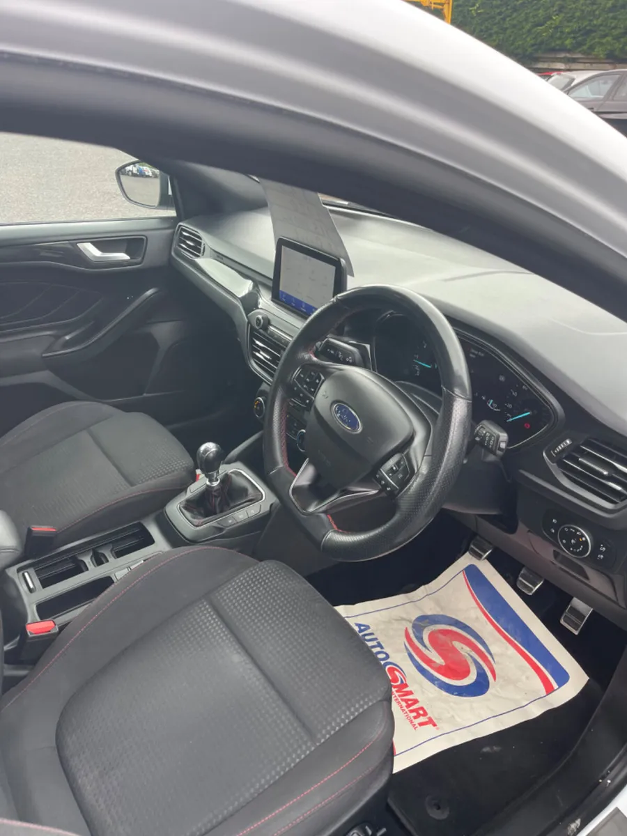 Ford Focus 2020 - Image 4