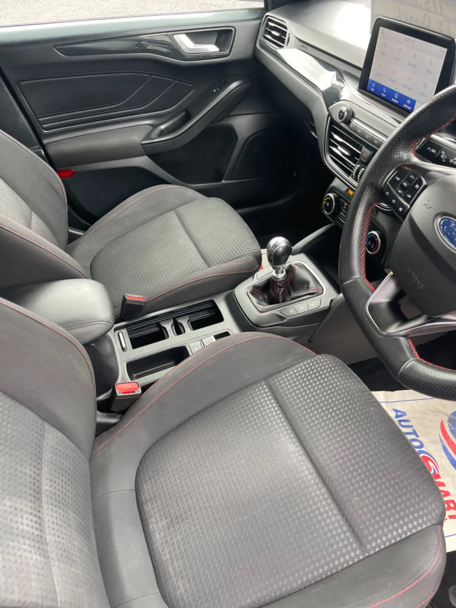 Ford Focus 2020 - Image 3
