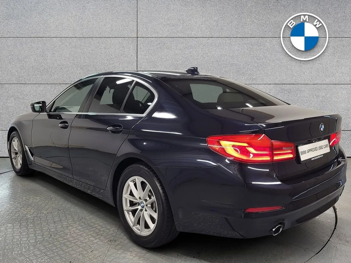 BMW 5 Series 520d SE Auto - Image 3