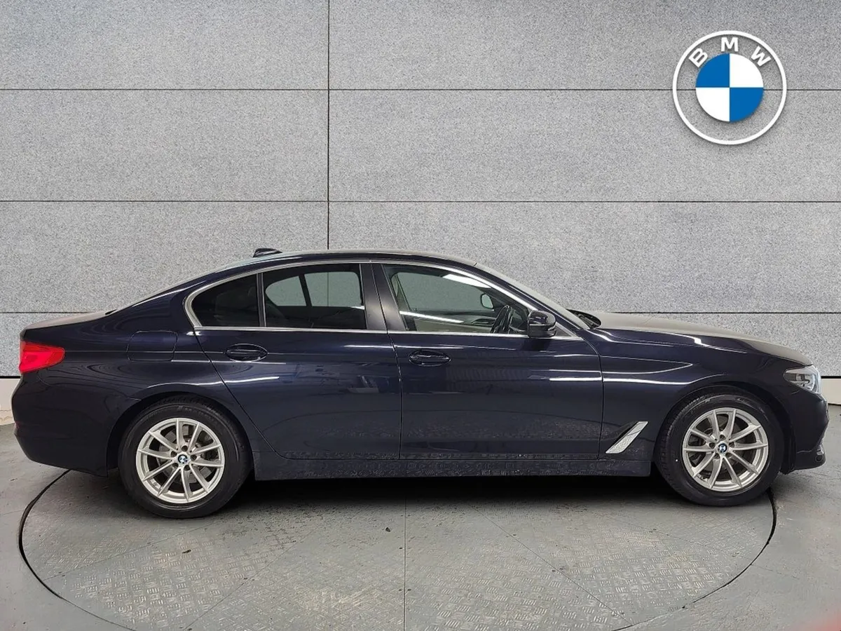 BMW 5 Series 520d SE Auto - Image 4