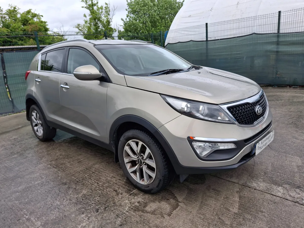 142 Kia Sportage 1.7 Diesel Light Damage - Image 2