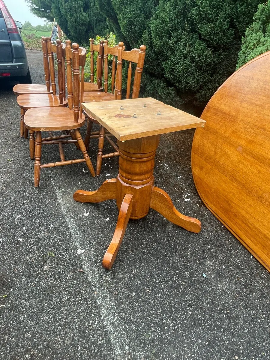 Wooden kitchen table + 6 chairs set €200 - Image 3