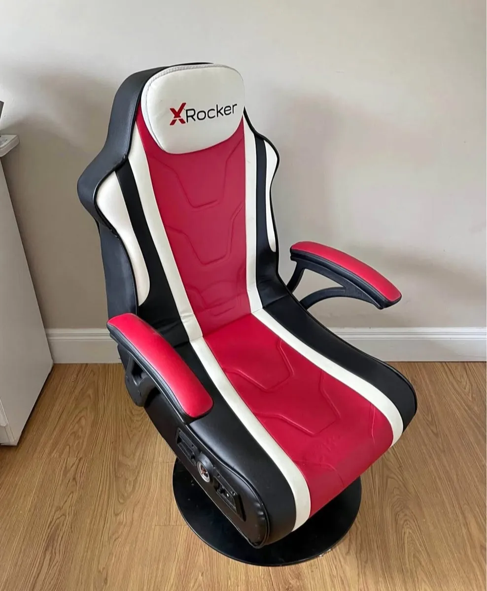 Gaming Chair - Image 1