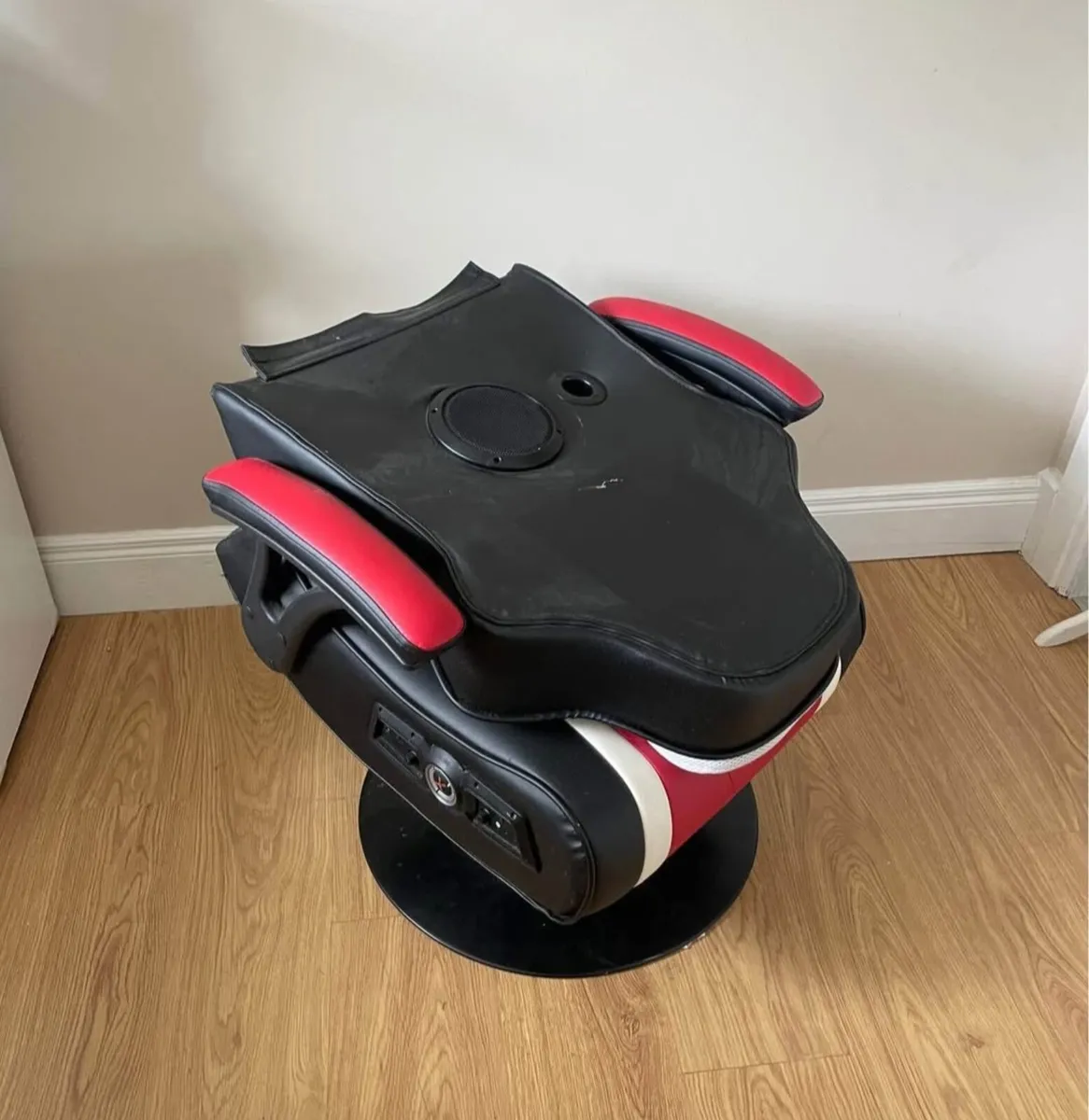 Gaming Chair - Image 2