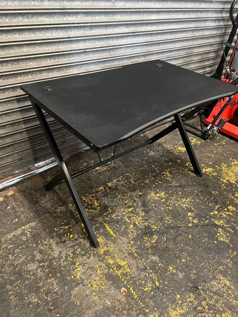 Office desk gameing carbon fiber look - Image 1