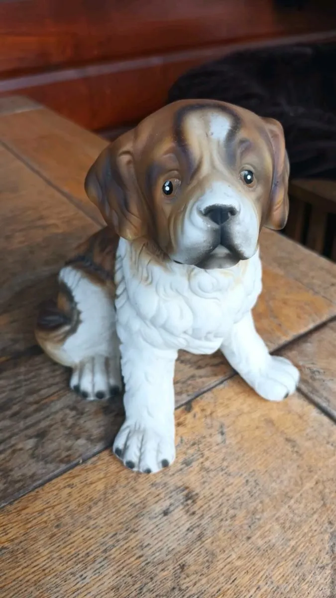 St Bernard figurine, Dub 18, nice condition - Image 1