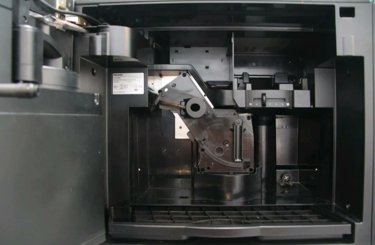 Miele Coffee Machine - Image 4