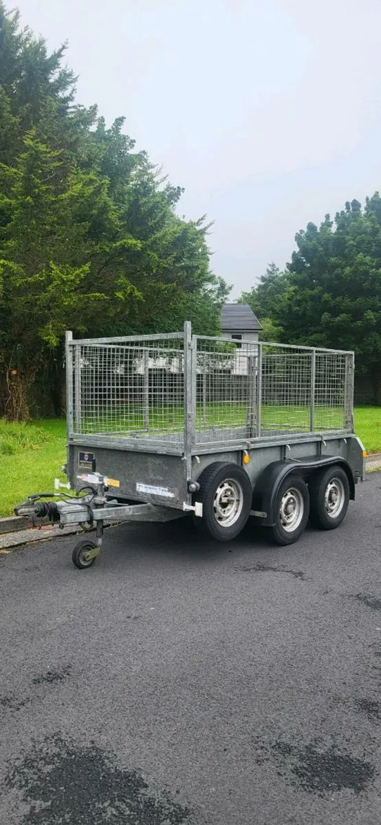 Builder traile - Image 1