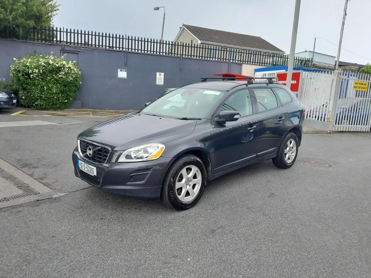 Volvo XC60 2012 five cylinder - Image 3