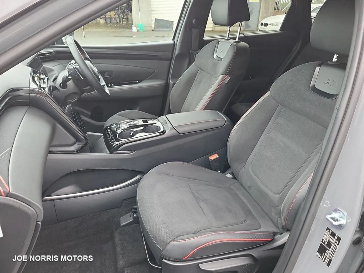 Hyundai Tucson PHEV N-LINE 2TONE 5DR AUTO - Image 4