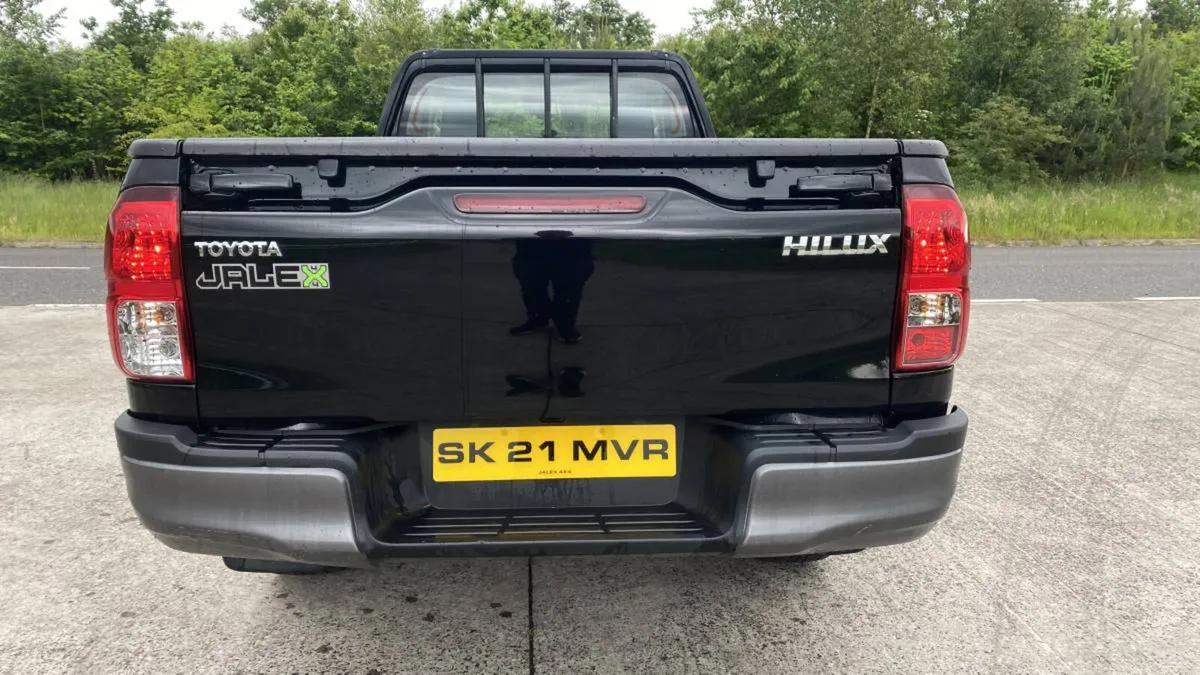 2021 Toyota Hilux 2.4 D Active Single Cab Manual - Image 4