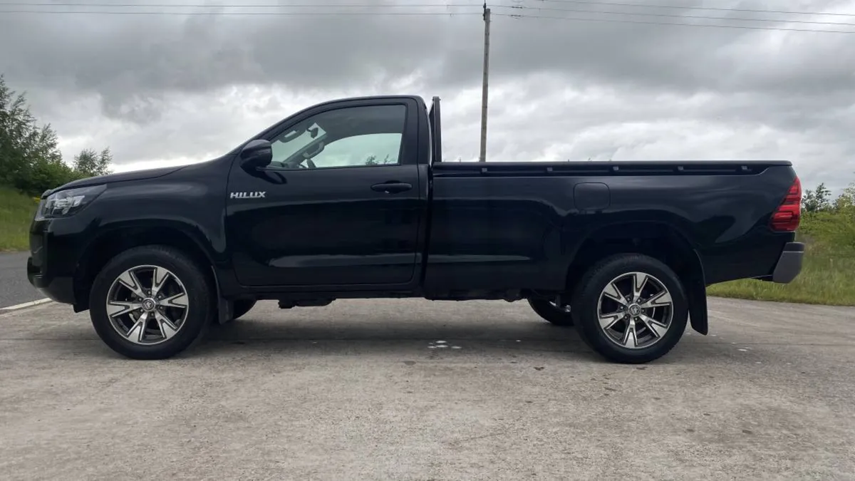 2021 Toyota Hilux 2.4 D Active Single Cab Manual - Image 2