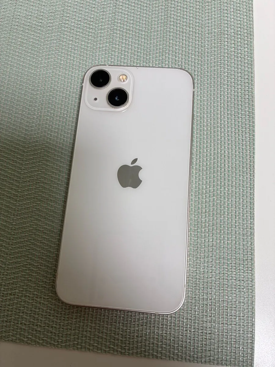 IPhone 13 - Image 1