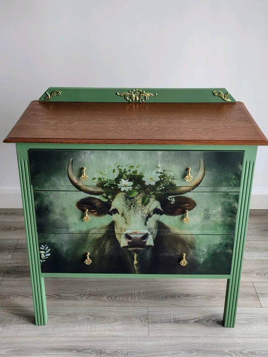 Vintage chest of drawers - Image 3