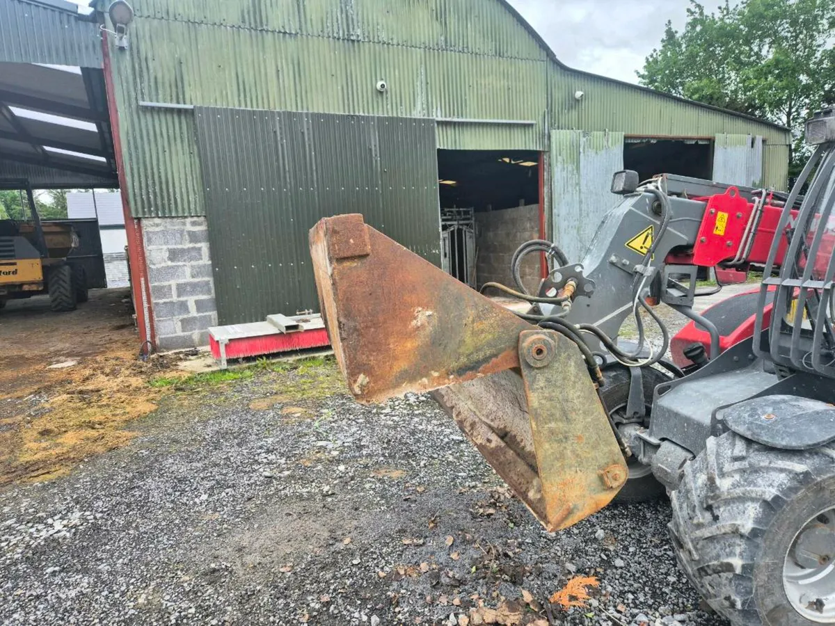 Tractor bucket - Image 2