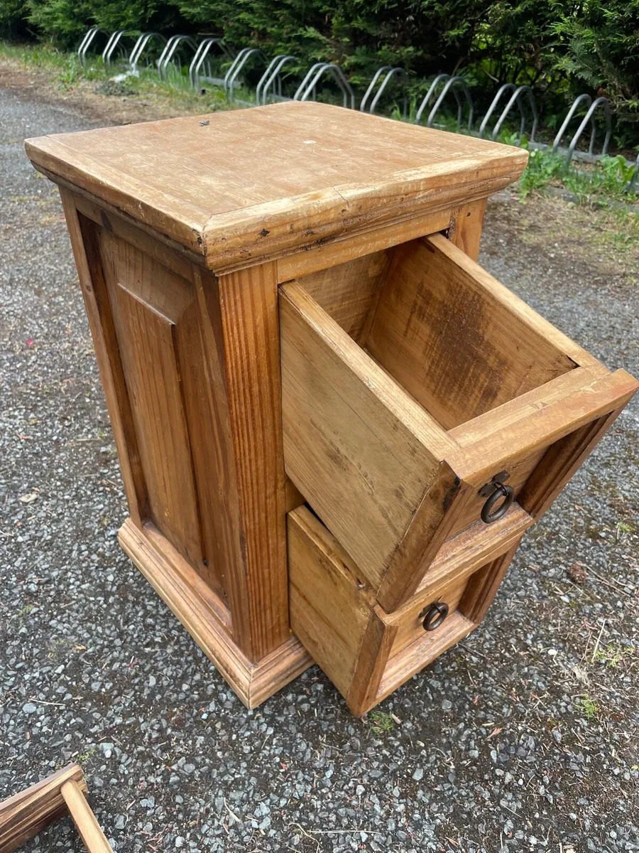 Wooden locker €40 - Image 2