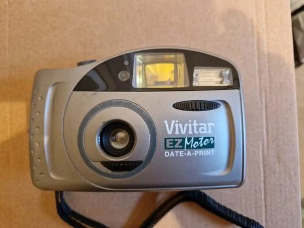 VIVITAR EZ motor Film Camera - Excellent condition - Image 1