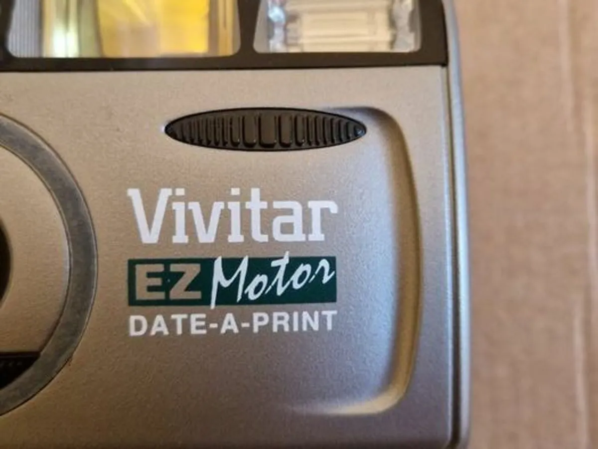 VIVITAR EZ motor Film Camera - Excellent condition - Image 2
