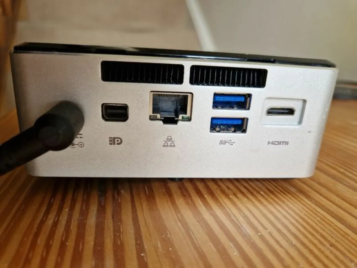 Mini PC NUC5!3RYH 2 Terrabyte 8GB Ram, Windows 10, - Image 1