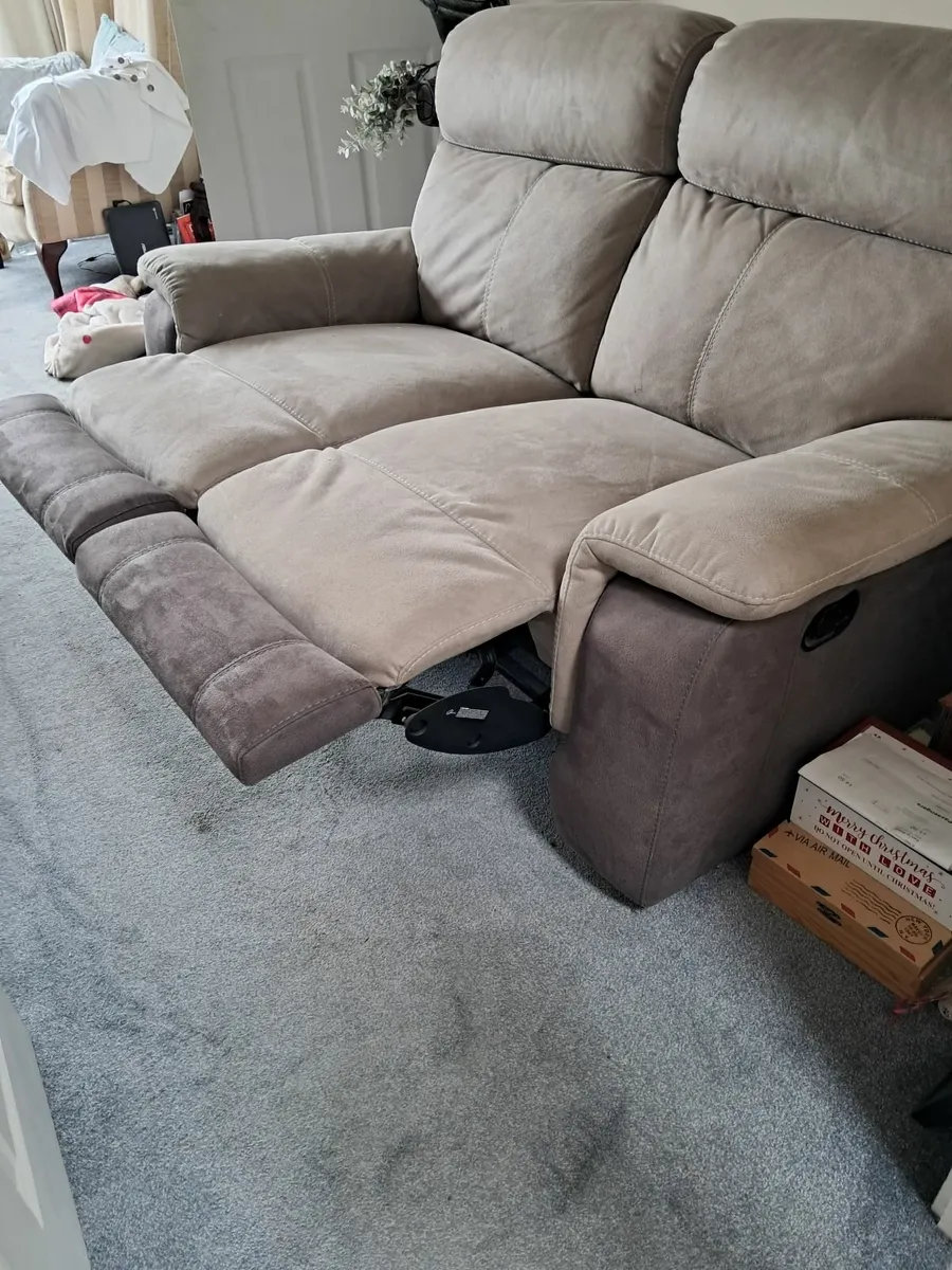 Sofa - Image 3