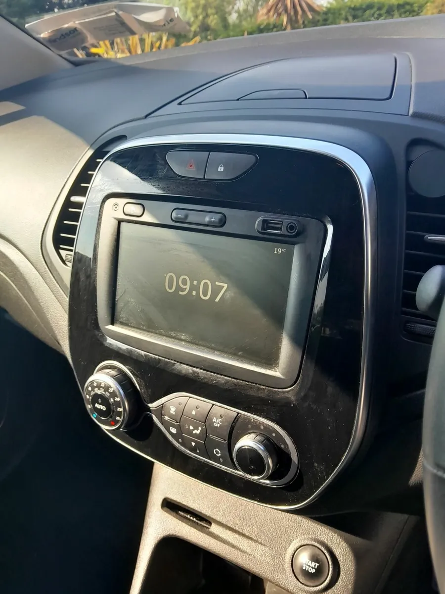 Renault Captur 2019 - Image 2