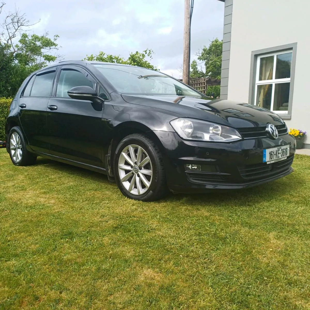 2016 Vw Golf with SUNROOF - Image 2