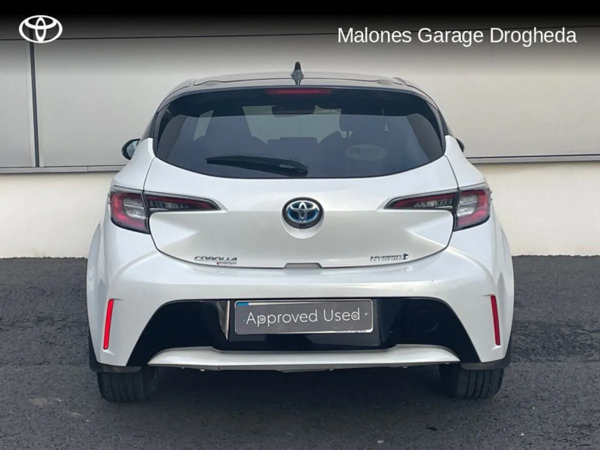 Toyota Corolla 1.8 Hybrid Luna Sport Call Now  04 - Image 4