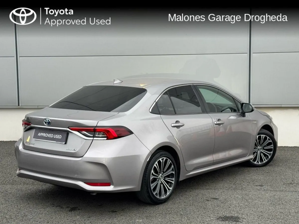 Toyota Corolla 1.8 Hybrid Luna Sport Call Now 041 - Image 2