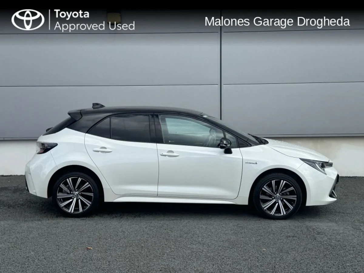 Toyota Corolla 1.8 Hybrid Luna Sport Call Now  04 - Image 3