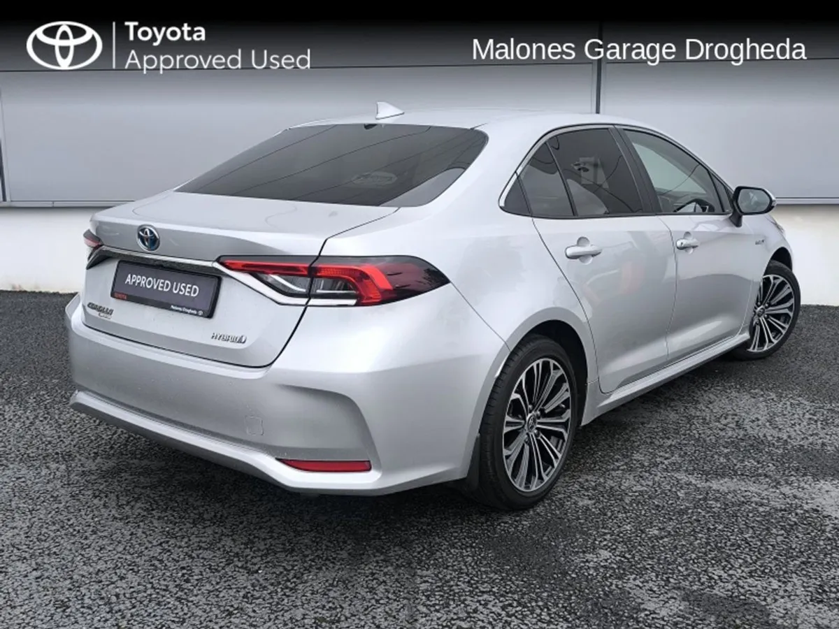 Toyota Corolla 1.8 Hybrid  leather  Luna Sport Ca - Image 2