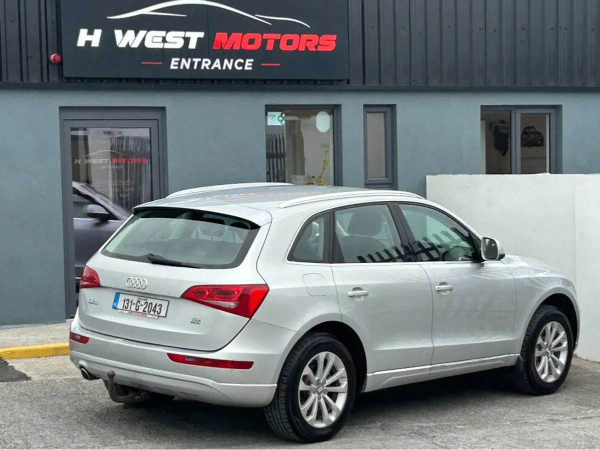 Audi Q5 2.0 TDI 177 Quattro S-tronic SE 4 4DR - Image 3