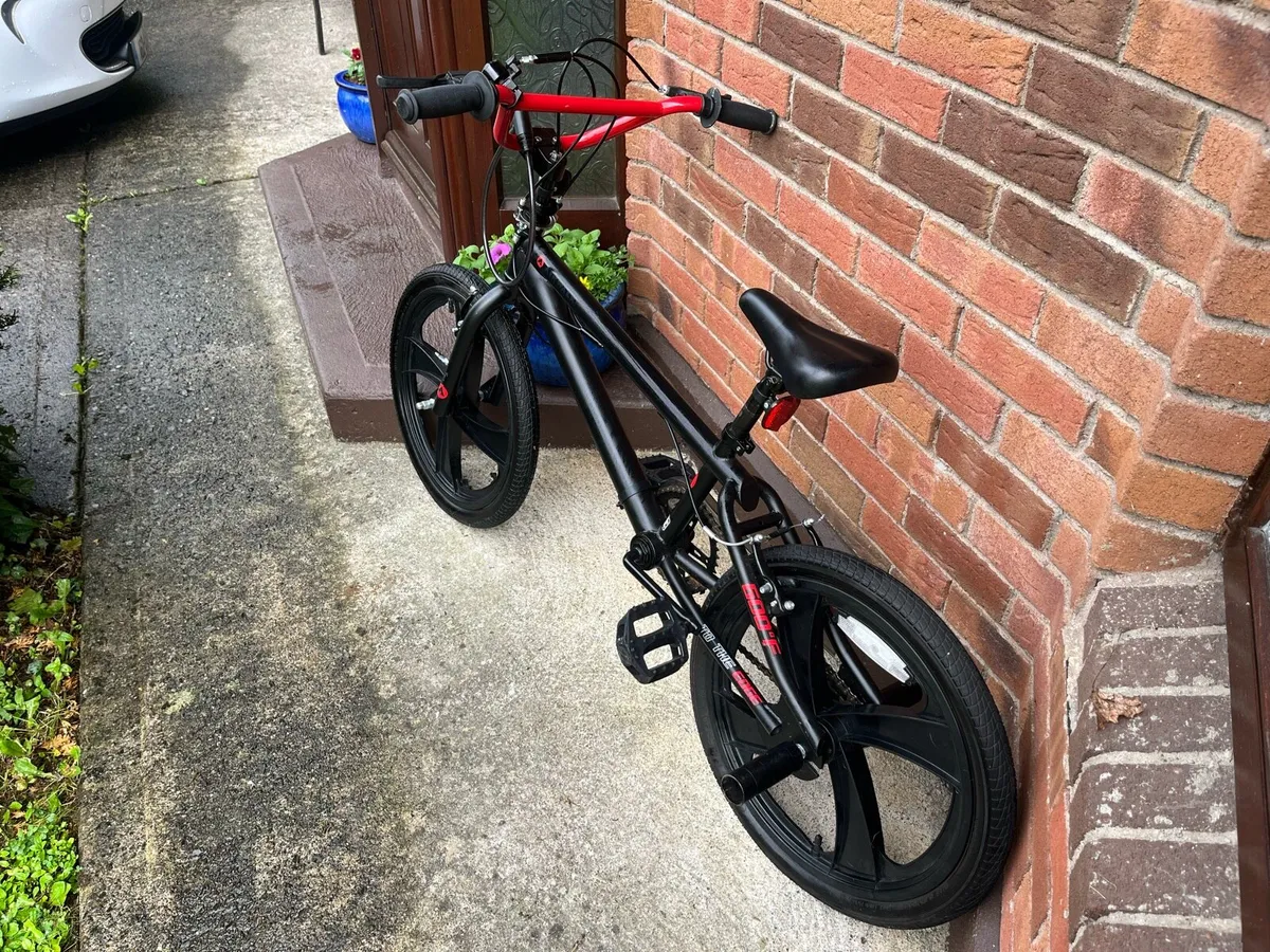 BMX bike - Image 1