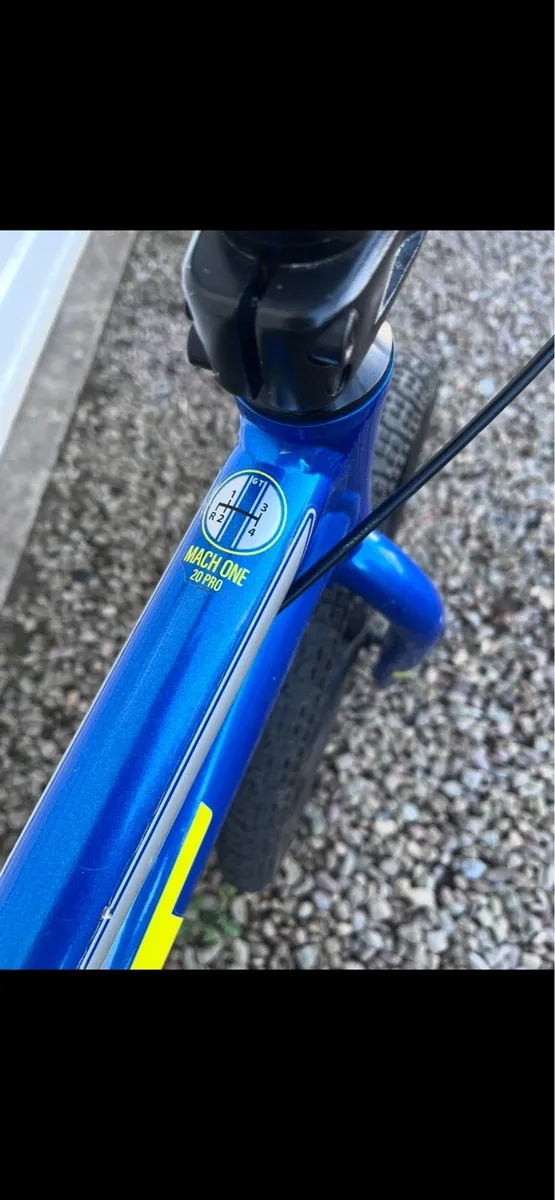GT Mach One 20 pro BMX racer for sale - Image 2