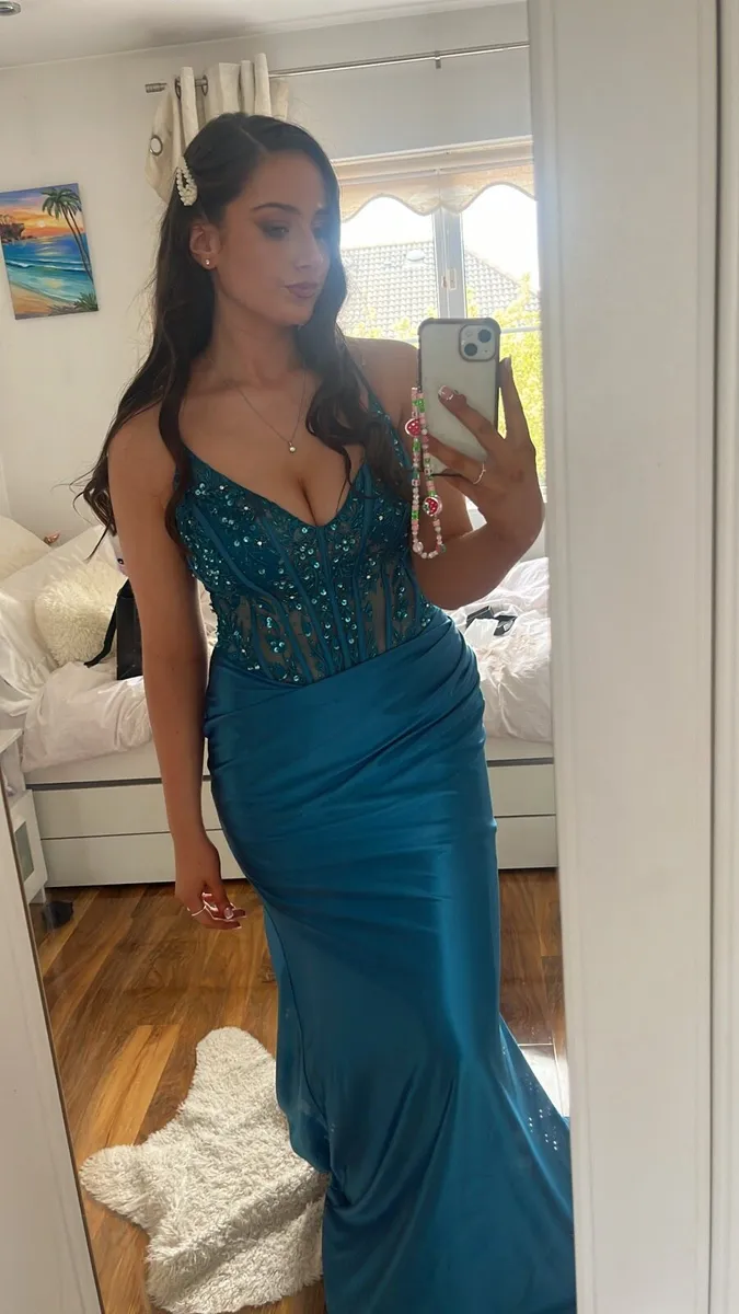 Debs Dress - Image 3