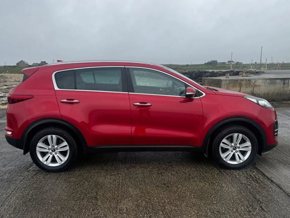 Kia Sportage 1.7 Platinum 5DR - Image 2