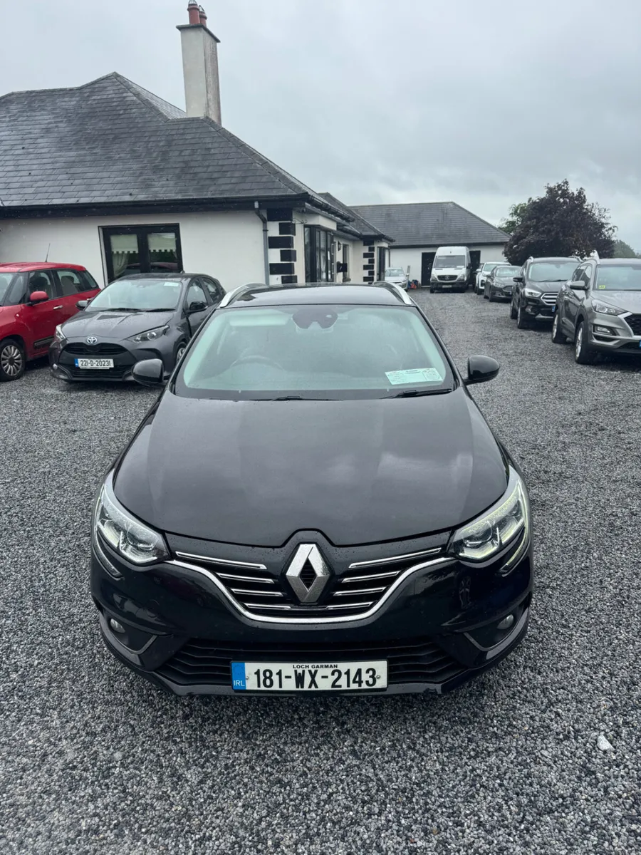 Renault Megane 2018 diesel estate - Image 3