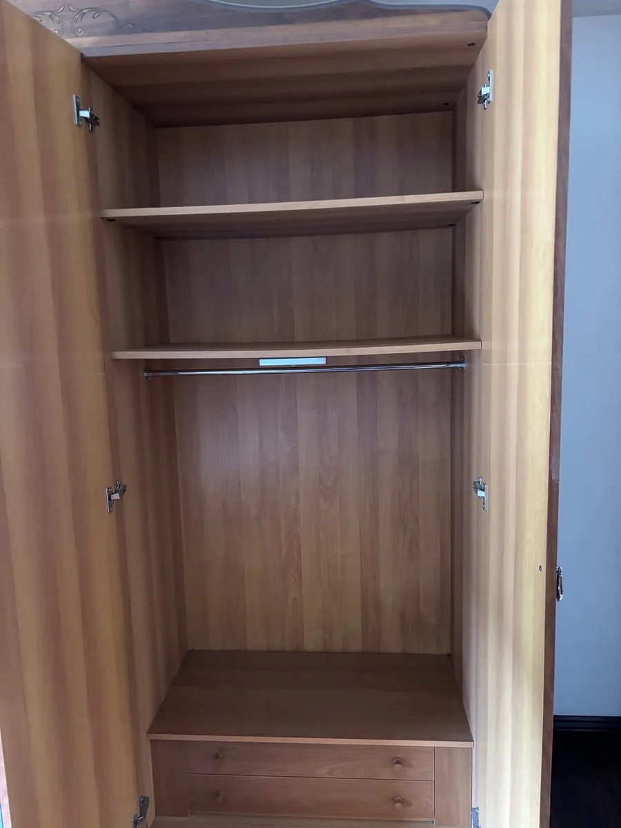 Bedroom units - Image 3