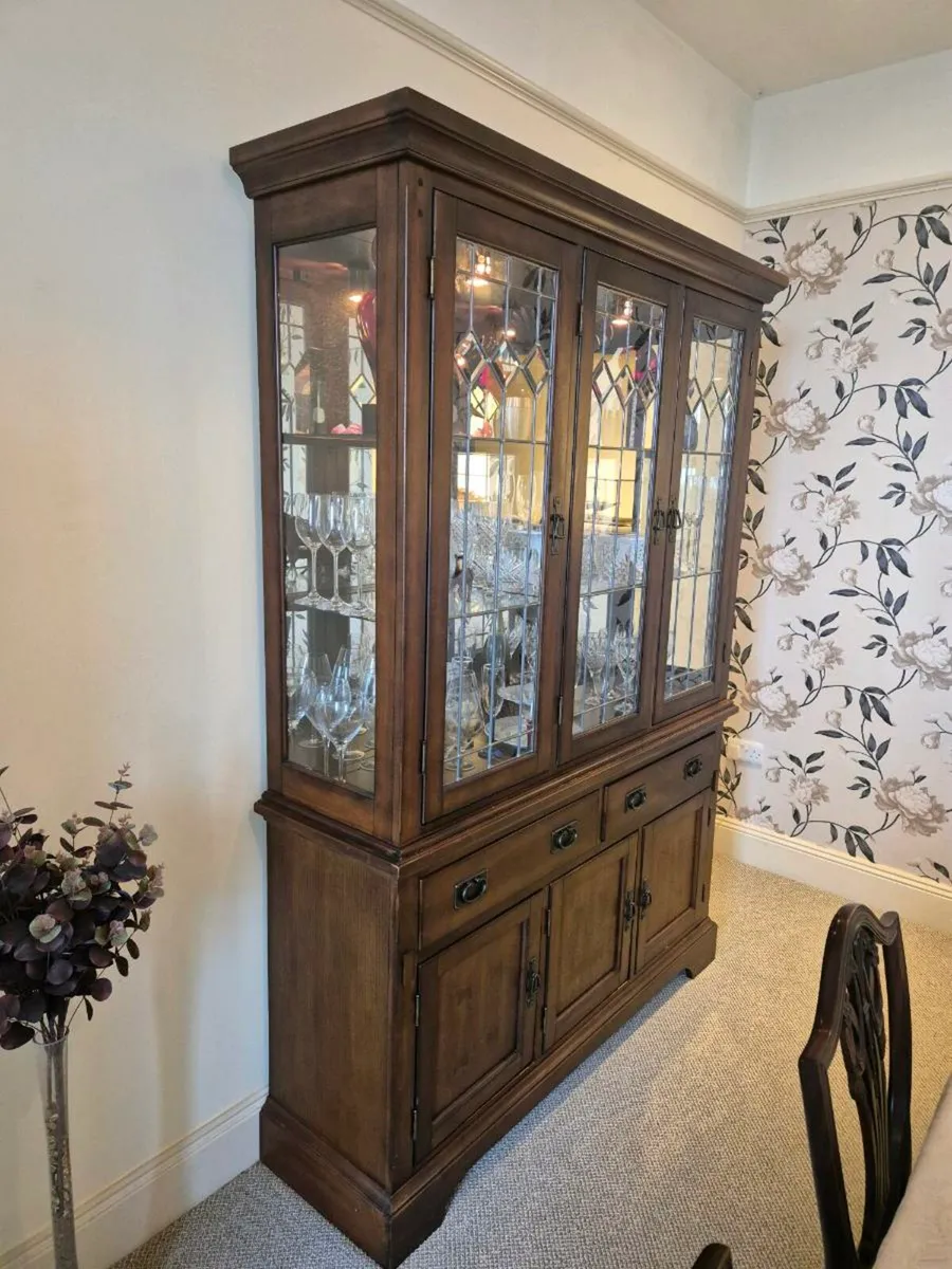 Display cabinet - Image 2