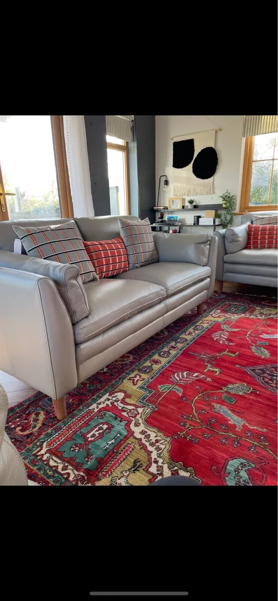 Handwoven Wool Rug for Sale. - Image 3