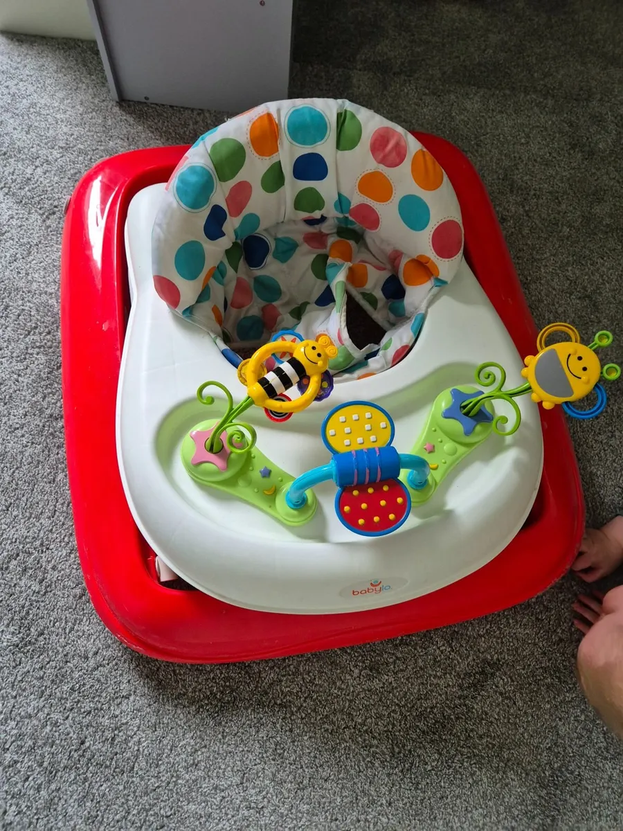 Baby walker and standing tower - Image 1