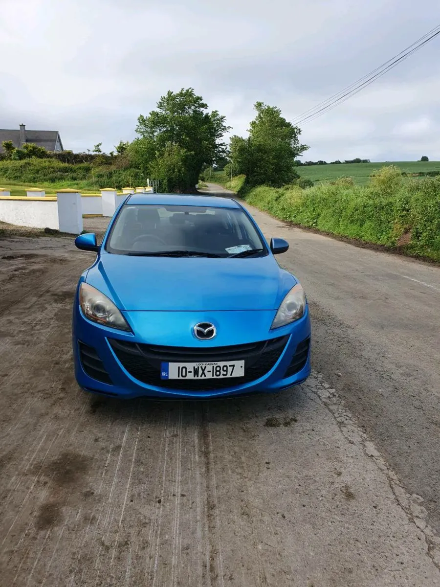 Mazda 3 2010 - Image 2