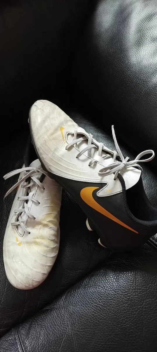 Football Boots - Image 1