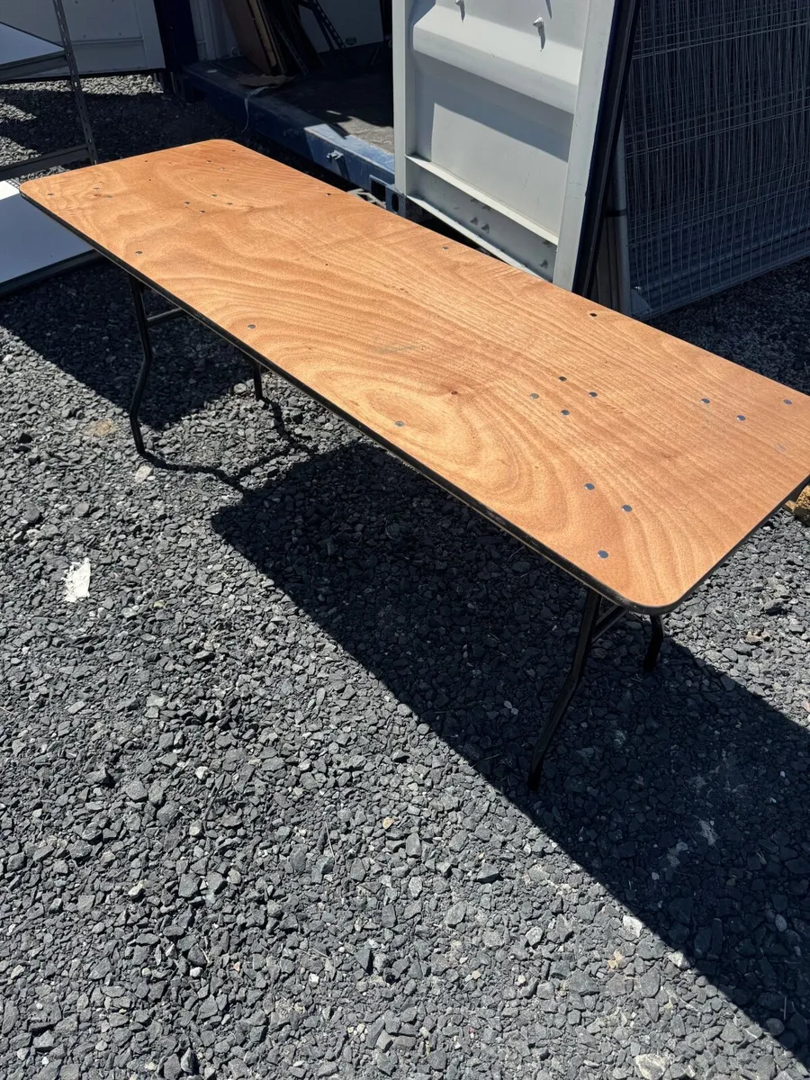 6ft wooden trestle table - Image 1